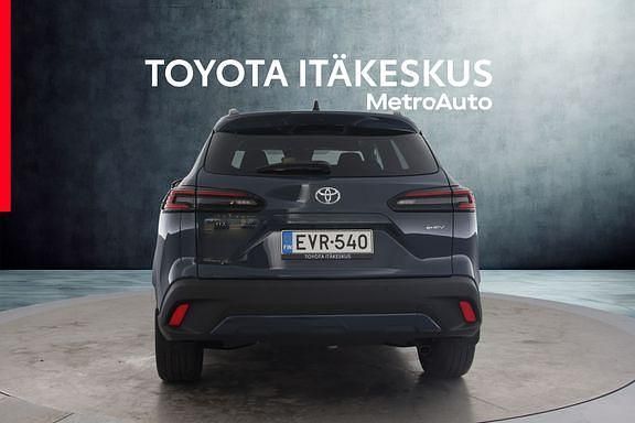 Uusi Toyota Corolla Cross Premium 197 HP (144 kW) 2025 Harmaa Katumaasturi