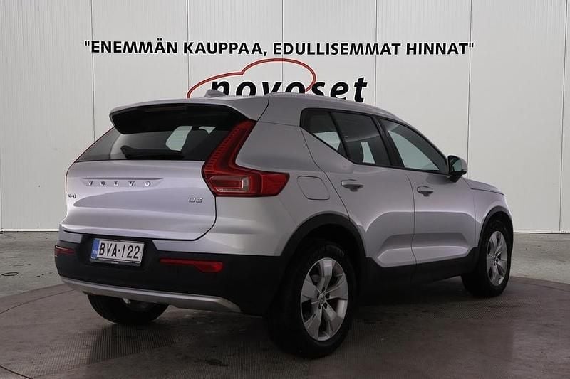 Käytetty Volvo XC40 Business Edition 150 HP (110 kW) 2018 Harmaa Katumaasturi