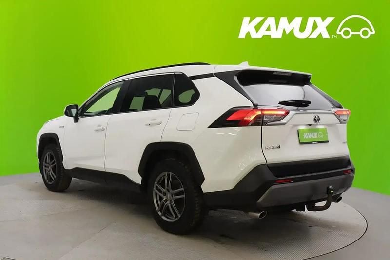 Käytetty Toyota RAV4 Hybrid Active 178 HP (130 kW) 2019 Valkoinen Katumaasturi