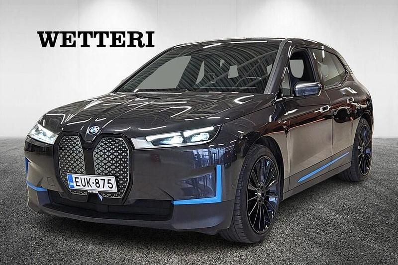 Käytetty 2022 BMW iX Katumaasturi | 43 260 € (Hyvä tarjous) - Kuva 1/3