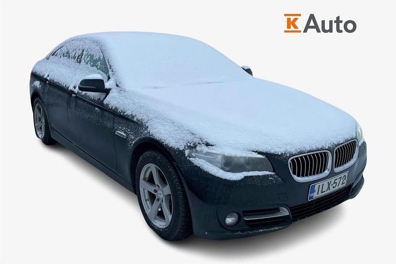 Käytetty BMW 520 Exclusive 190 HP (139 kW) 2015 Musta Sedan