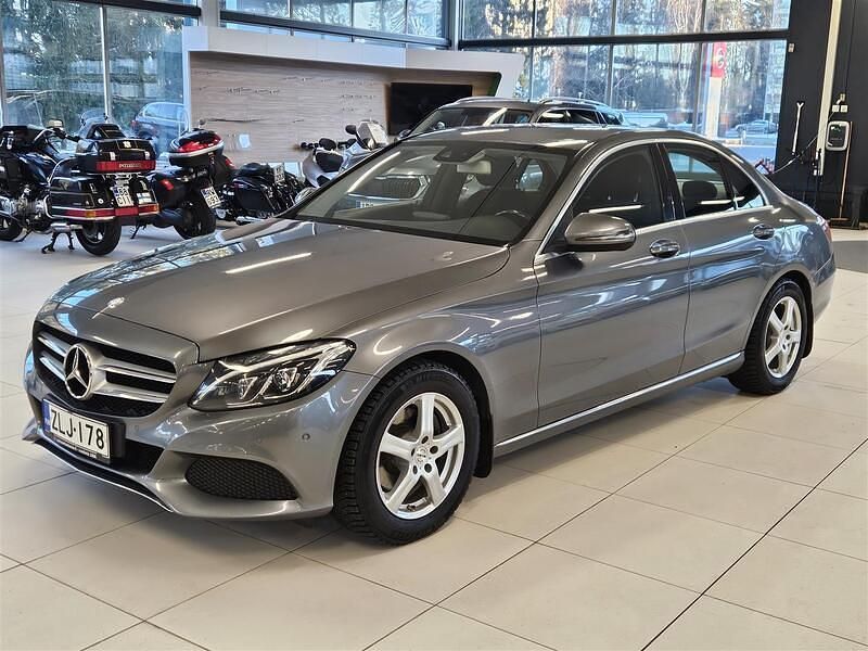 Harmaa Käytetty 2017 Mercedes C180 Business Sedan | 15 990 € (Perustarjous) - Kuva 1/4