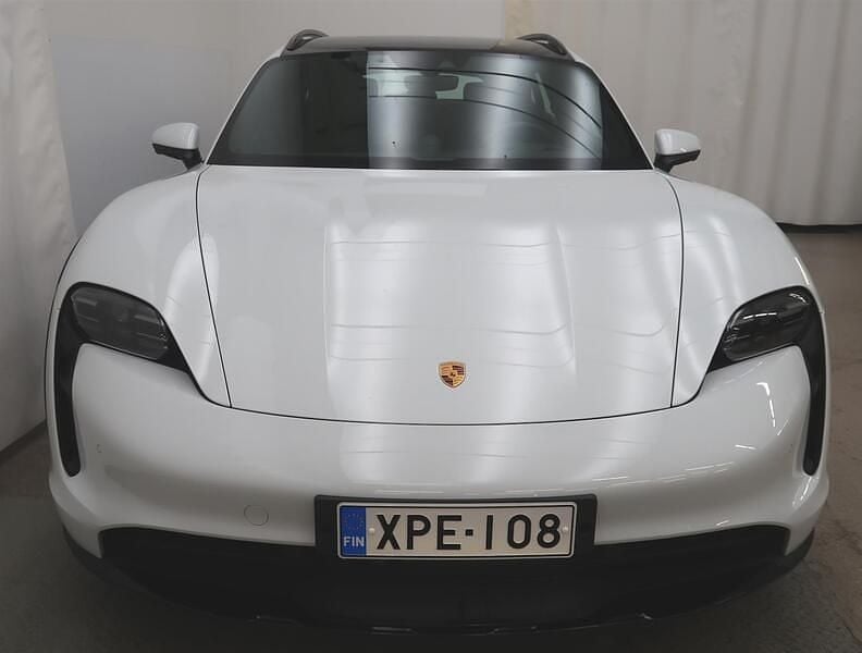 Käytetty Porsche Taycan Cross Turismo 350 kW (476 HP) 2023 Valkoinen Sedan