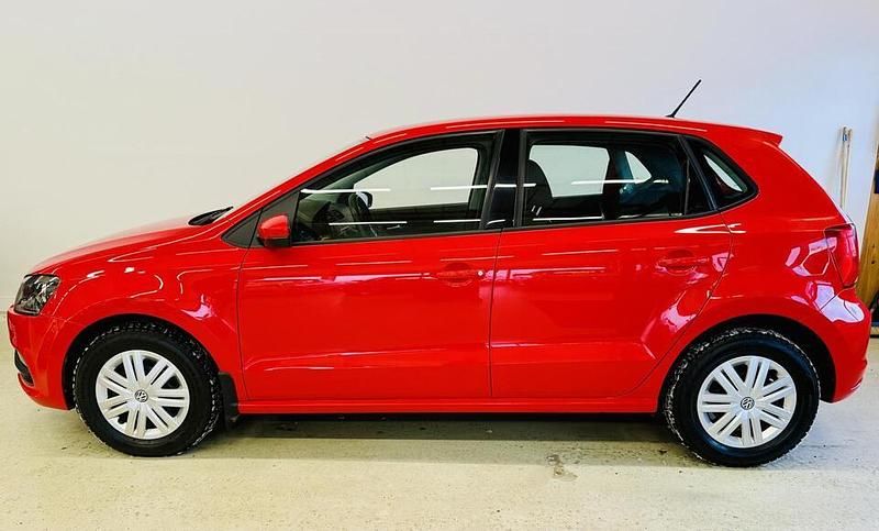 Käytetty VW Polo Trendline 75 HP (55 kW) 2016 Viistoperä