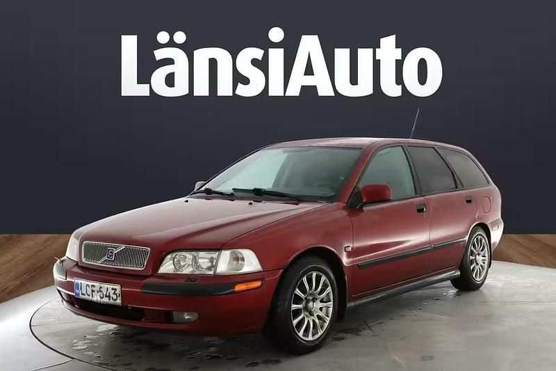 Käytetty 2001 Volvo V40 Business Edition Farmari | 1 900 € - Kuva 1/4