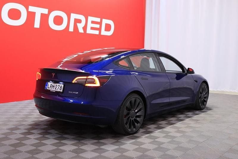 Käytetty Tesla Model 3 Performance 461 kW (627 HP) 2022 Sedan