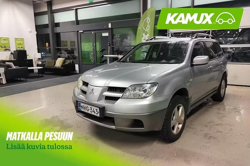 Käytetty Mitsubishi Outlander 136 HP (100 kW) 2007 Hopea / harmaa Katumaasturi