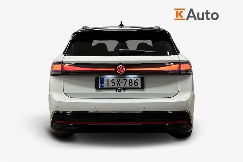 Käytetty VW ID.7 Pro 210 kW (286 HP) 2025 Farmari