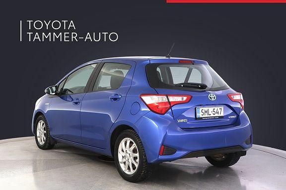 Käytetty Toyota Yaris Edition 72 HP (52 kW) 2017 Sininen Viistoperä