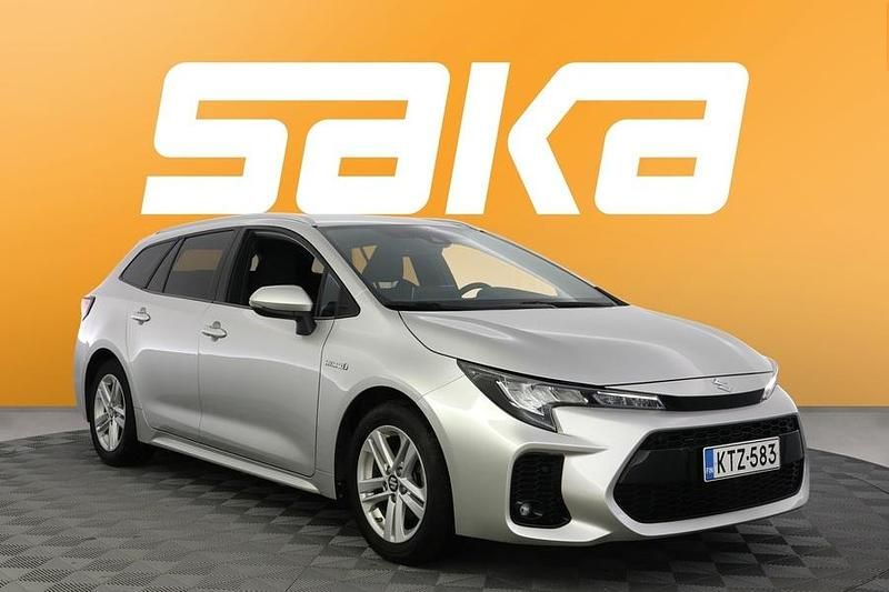 Käytetty Suzuki Swace GL 122 HP (89 kW) 2021 Farmari