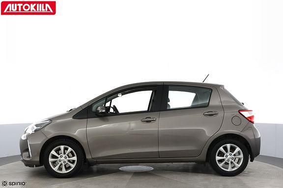 Käytetty Toyota Yaris Active 112 HP (82 kW) 2018 Harmaa Viistoperä