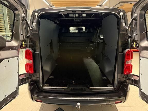 Käytetty Toyota Proace Edition 122 HP (89 kW) 2020 Harmaa Tila-auto