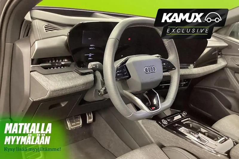 Käytetty Audi Q6 e-tron S-Line 284 kW (387 HP) 2025 Hopea / harmaa Katumaasturi