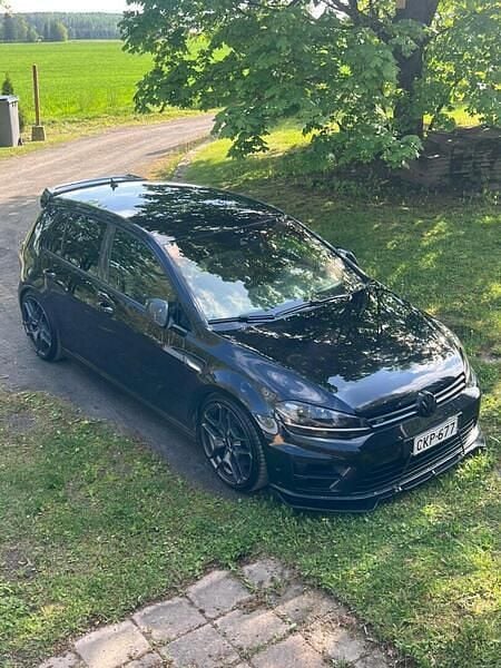 Käytetty 2014 VW Golf VII R Viistoperä | 24 900 € - Kuva 1/4