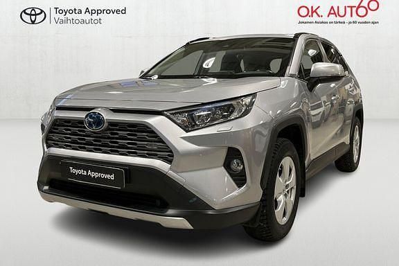 Hopea Käytetty 2021 Toyota RAV4 Active Katumaasturi | 31 900 € (Perustarjous) - Kuva 1/4