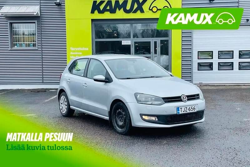 Käytetty VW Polo Comfortline 86 HP (63 kW) 2010 Hopea / harmaa Viistoperä