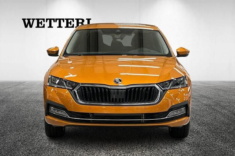 Käytetty Skoda Octavia Style 204 HP (150 kW) 2025 Sedan