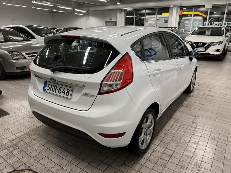 Käytetty Ford Fiesta Titanium 80 HP (58 kW) 2016 Viistoperä