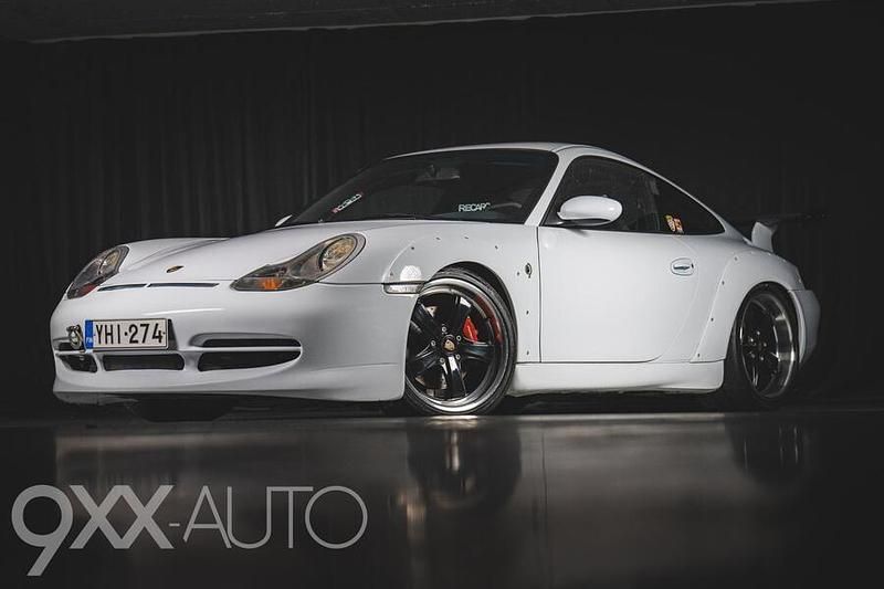 Käytetty 1998 Porsche 911 Carrera Coupe - kaksiovinen | 43 900 € - Kuva 1/4
