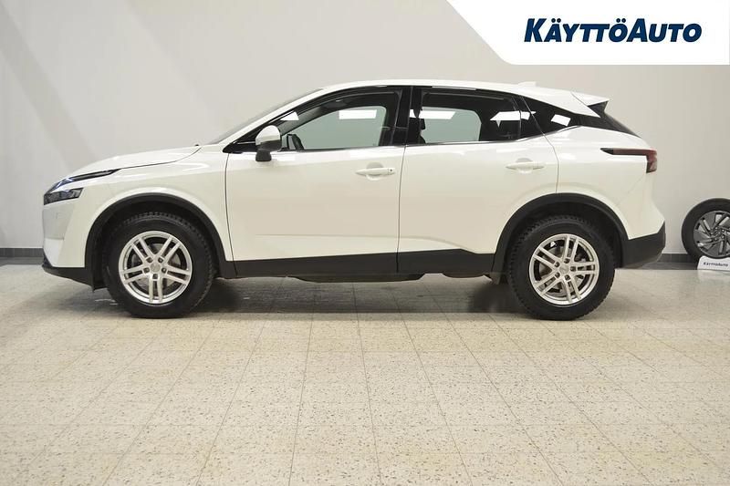 Käytetty Nissan Qashqai Acenta 158 HP (116 kW) 2024 Valkoinen Katumaasturi