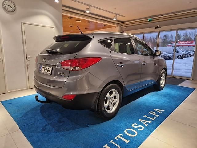Käytetty Hyundai ix35 Style 135 HP (99 kW) 2013 Harmaa Katumaasturi