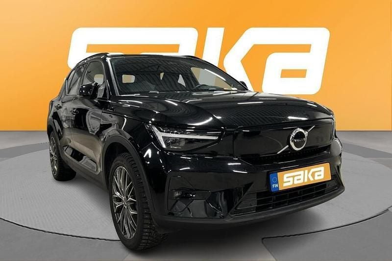 Käytetty 2023 Volvo XC40 Plus Katumaasturi | 34 800 € (Hyvä tarjous) - Kuva 1/4