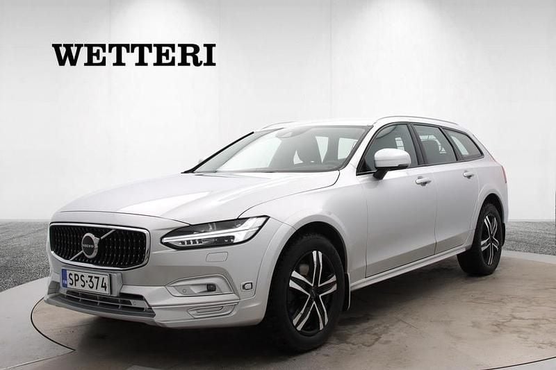 Käytetty Volvo V90 CC 197 HP (144 kW) 2020 Harmaa Farmari