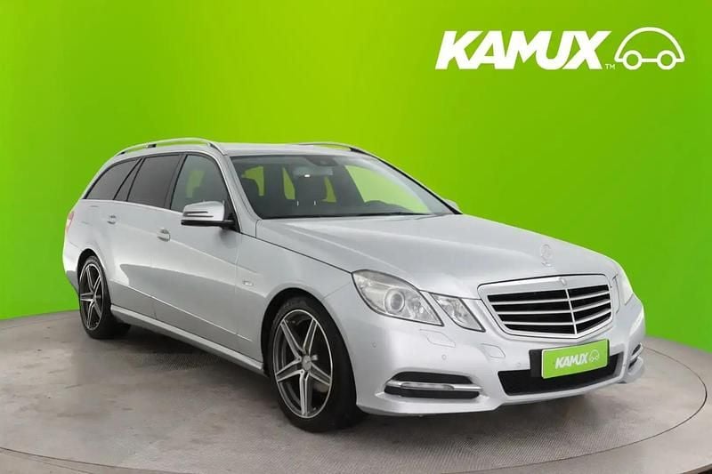 Hopea / harmaa Käytetty 2012 Mercedes E220 Avantgarde Farmari | 8 400 € (Perustarjous) - Kuva 1/4