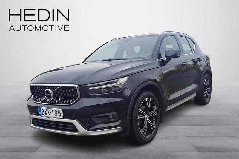 Musta Käytetty 2019 Volvo XC40 Inscription Katumaasturi | 32 900 € (Perustarjous) - Kuva 1/4