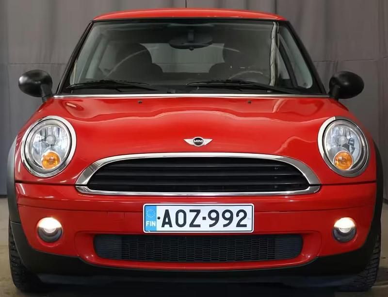 Käytetty Mini ONE 95 HP (69 kW) 2009 Punainen Viistoperä