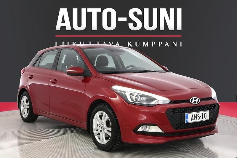 Punainen Käytetty 2015 Hyundai i20 Comfort Viistoperä | 11 990 € (Perustarjous) - Kuva 1/3