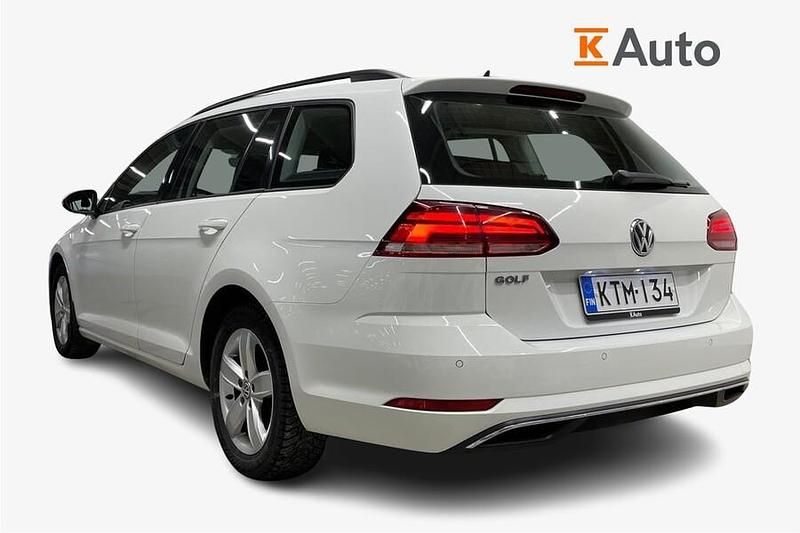 Käytetty VW Golf VII Comfortline 116 HP (85 kW) 2019 Farmari