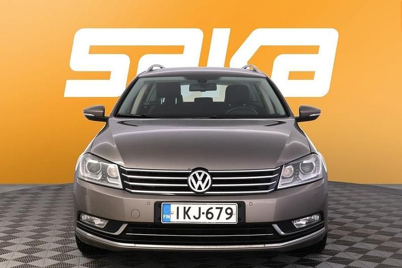 Käytetty VW Passat Highline 140 HP (102 kW) 2012 Farmari