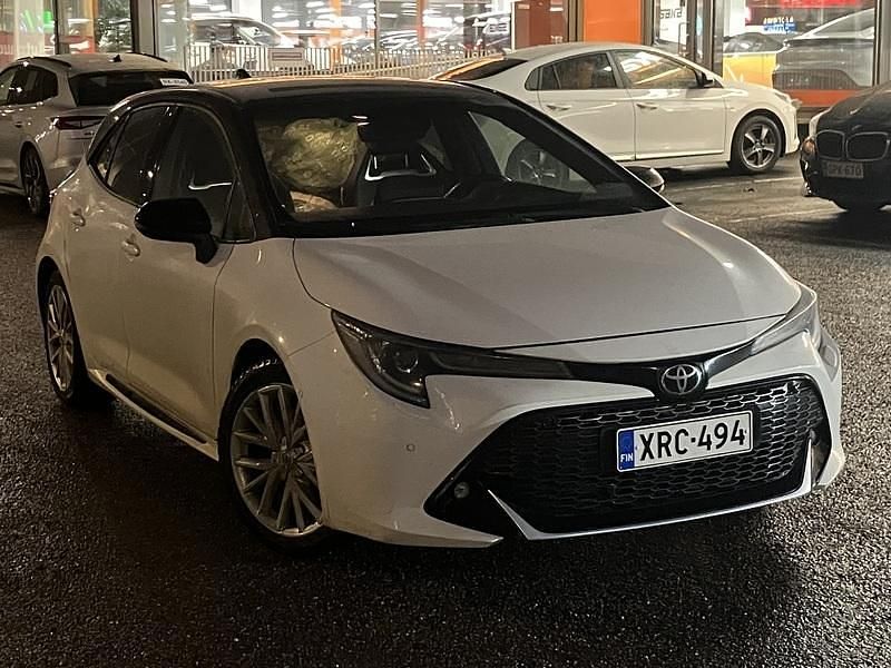 Käytetty 2022 Toyota Corolla Sport Viistoperä | 28 900 € (Perustarjous) - Kuva 1/4