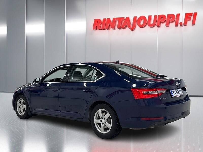 Käytetty Skoda Superb Ambition 125 HP (91 kW) 2016 Sedan