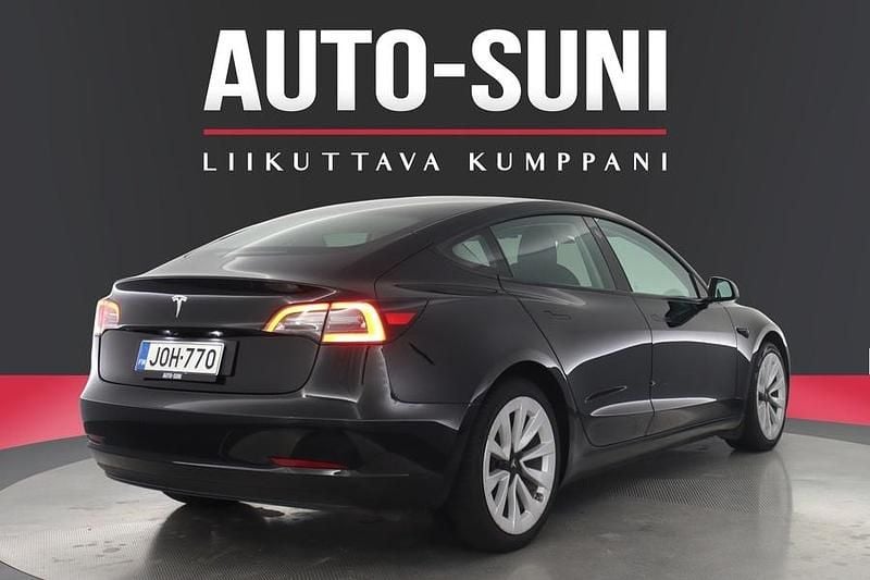 Käytetty Tesla Model 3 RWD 211 kW (287 HP) 2023 Sedan