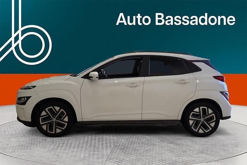 Käytetty Hyundai Kona Style 150 kW (204 HP) 2021 Katumaasturi
