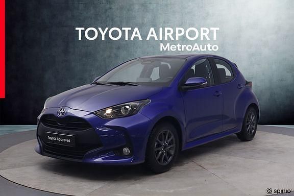 Sininen Käytetty 2024 Toyota Yaris Viistoperä | 20 490 € (Perustarjous) - Kuva 1/4