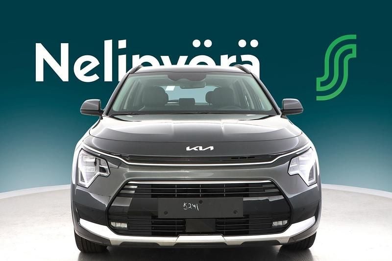 Käytetty Kia Niro EX 94 HP (69 kW) 2025 Harmaa Katumaasturi