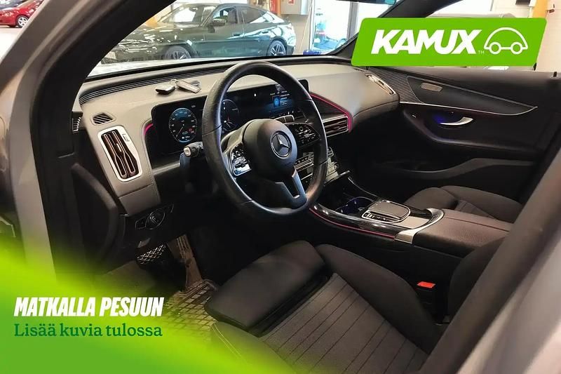 Käytetty Mercedes EQC400 300 kW (408 HP) 2021 Hopea / harmaa Katumaasturi