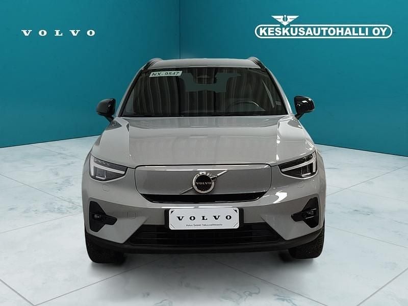 Käytetty Volvo EX40 Plus 300 kW (408 HP) 2025 Harmaa Katumaasturi