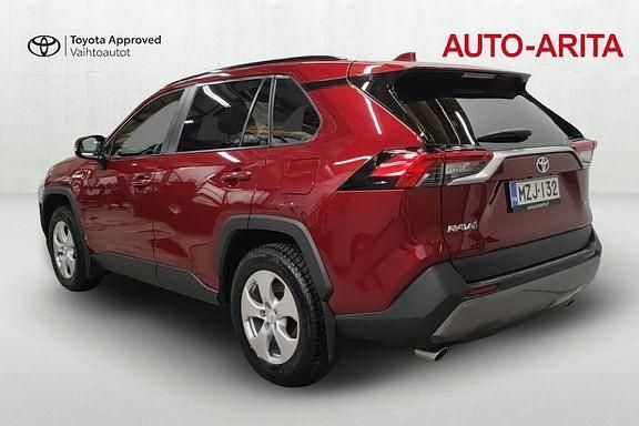 Käytetty Toyota RAV4 Active 176 HP (129 kW) 2021 Punainen Katumaasturi