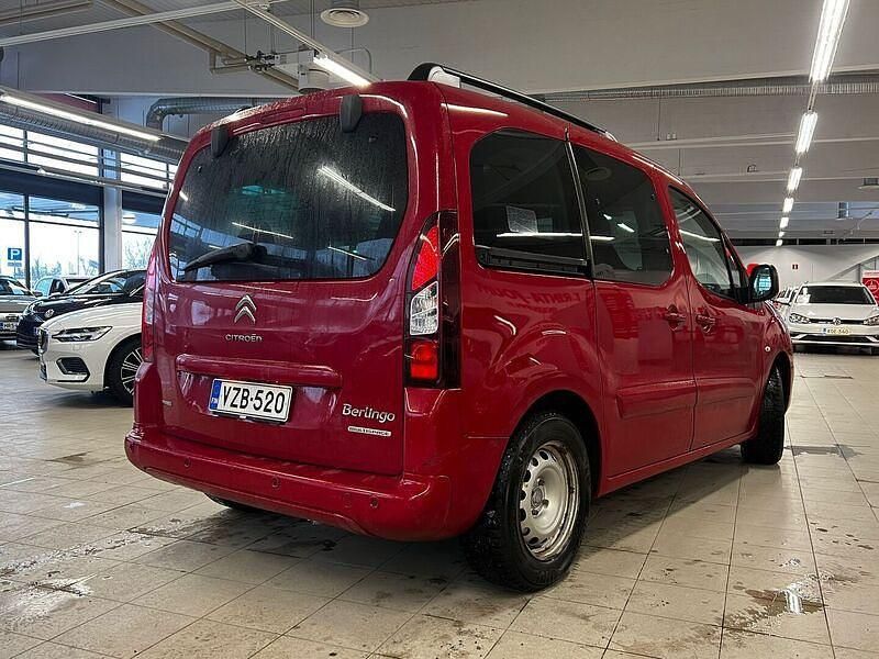 Käytetty Citroën Berlingo Feel 99 HP (72 kW) 2016 Tila-auto