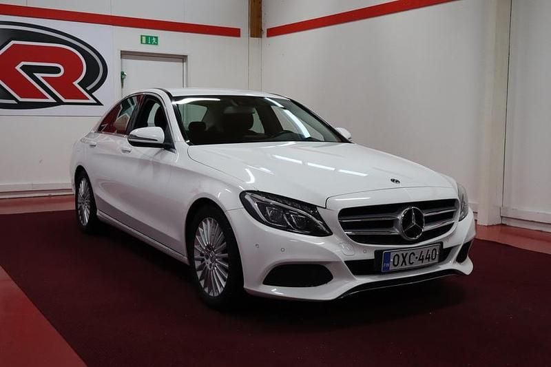 Käytetty Mercedes A180 Business 156 HP (114 kW) 2018 Sedan