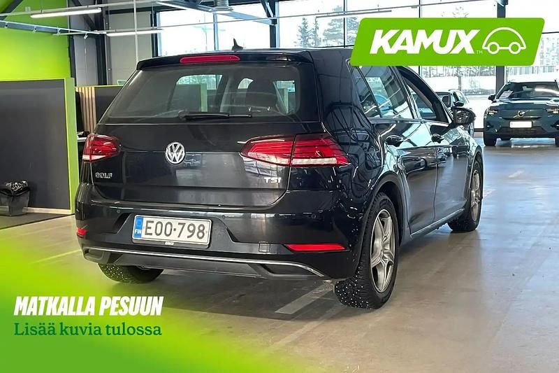 Käytetty VW Golf VII Comfortline 110 HP (80 kW) 2018 Musta Sedan