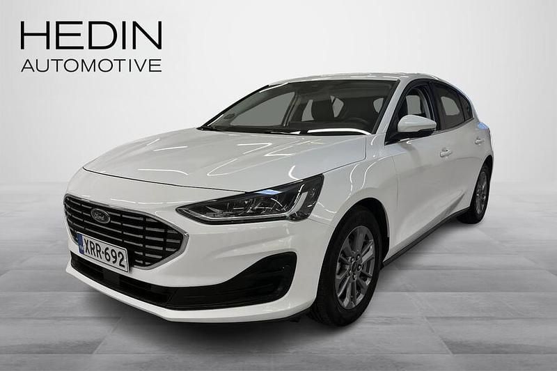 Valkoinen Käytetty 2023 Ford Focus Titanium Viistoperä | 19 900 € (Hyvä tarjous) - Kuva 1/4