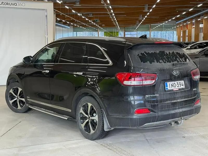 Käytetty Kia Sorento 200 HP (147 kW) 2017 Musta Katumaasturi
