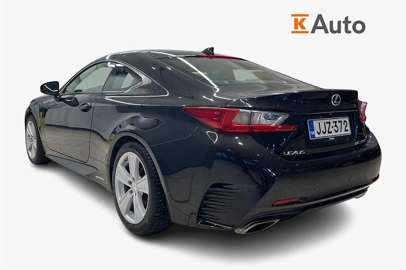 Käytetty Lexus RC300h Executive Line 181 HP (133 kW) 2016 Coupe - kaksiovinen