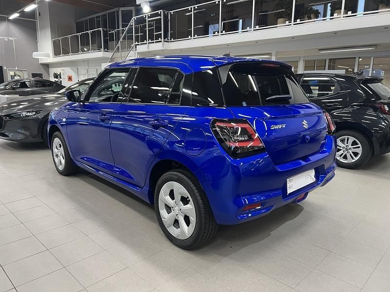 Uusi Suzuki Swift GL 83 HP (61 kW) 2025 Sininen Viistoperä