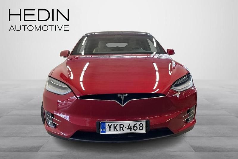 Käytetty Tesla Model X Long Range AWD 192 kW (262 HP) 2020 Punainen Katumaasturi